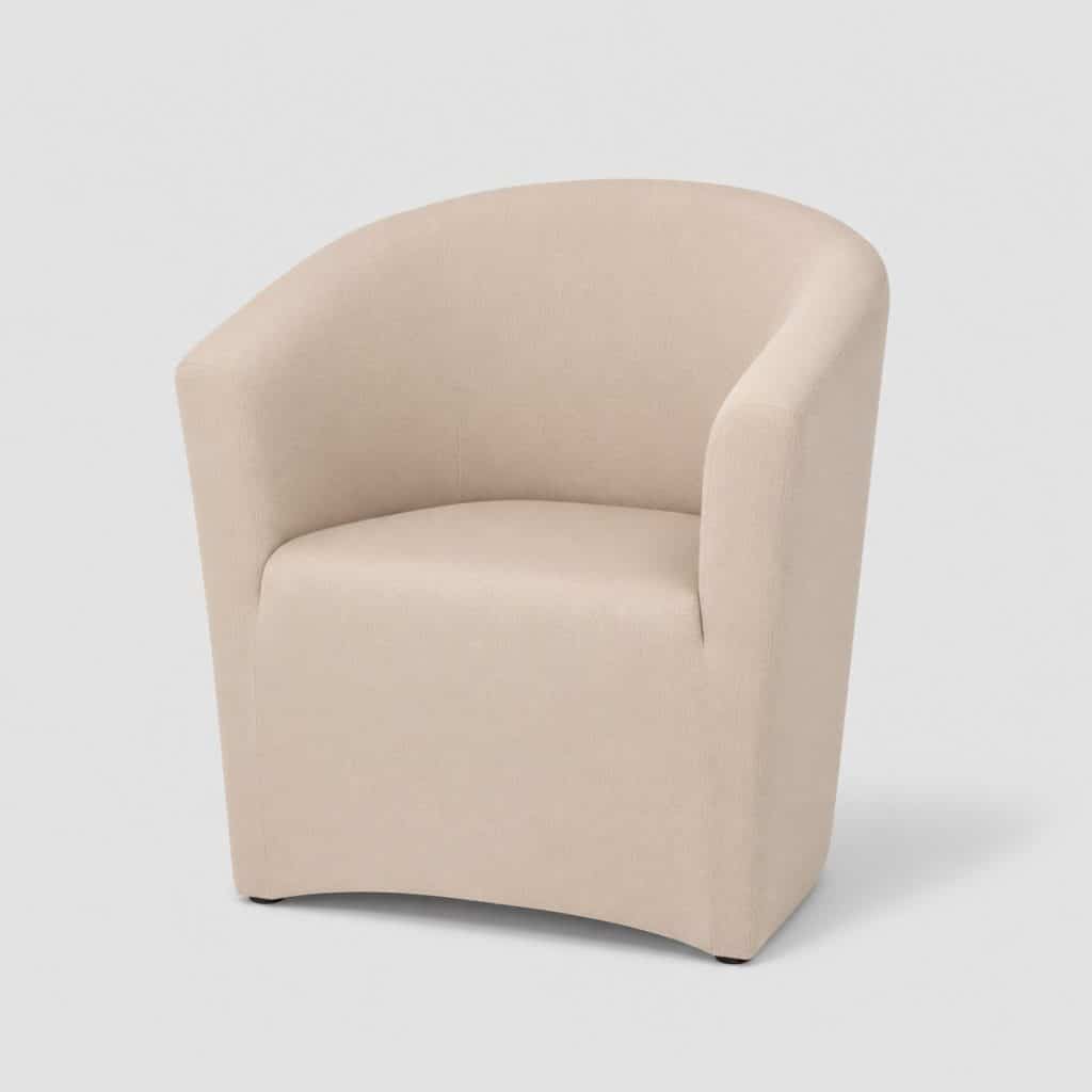 Housse beige bi-extensible sur fauteuil cabriolet