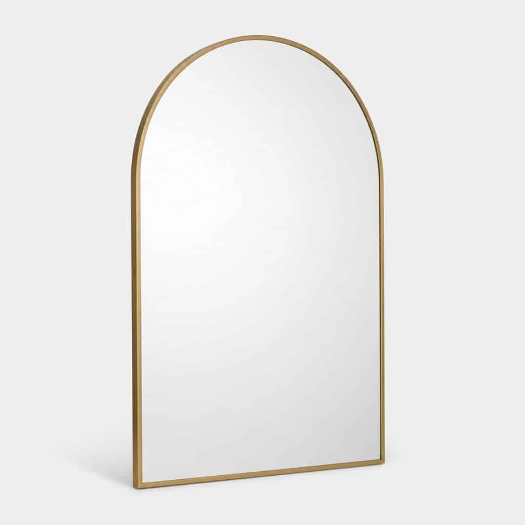 Miroir arche doré au cadre métal fin