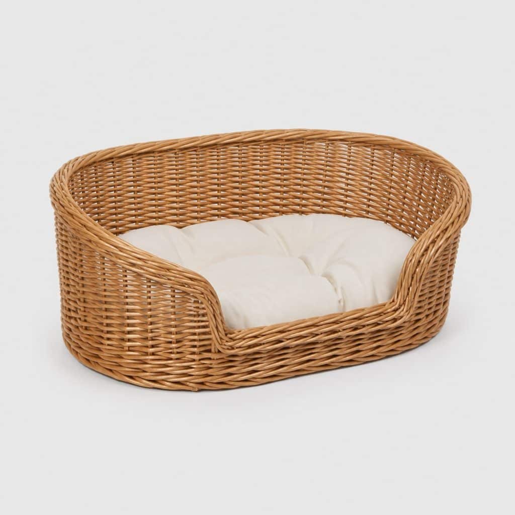 Panier en rotin pour chien avec coussin